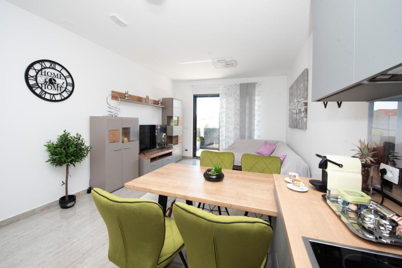 Apartman Gabriela Trogir Exterior photo