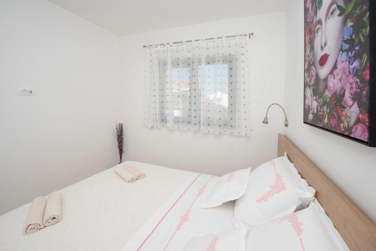 Apartman Gabriela Trogir Exterior photo