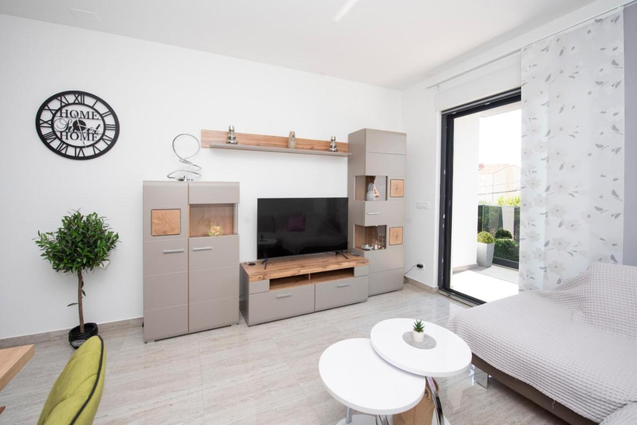 Apartman Gabriela Trogir Exterior photo